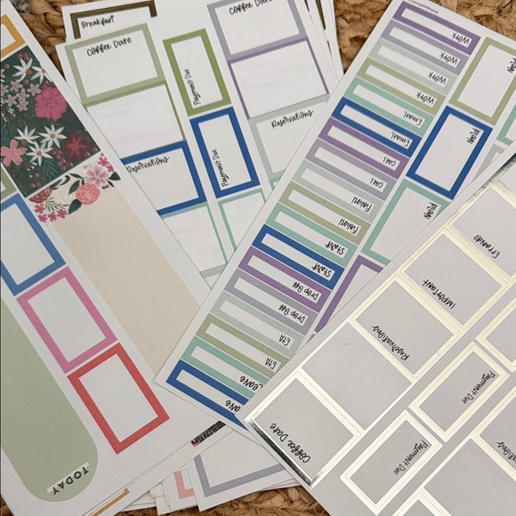 Happy Planner Sticker Holder+Colorful Sticker Set - Picture 4 of 7